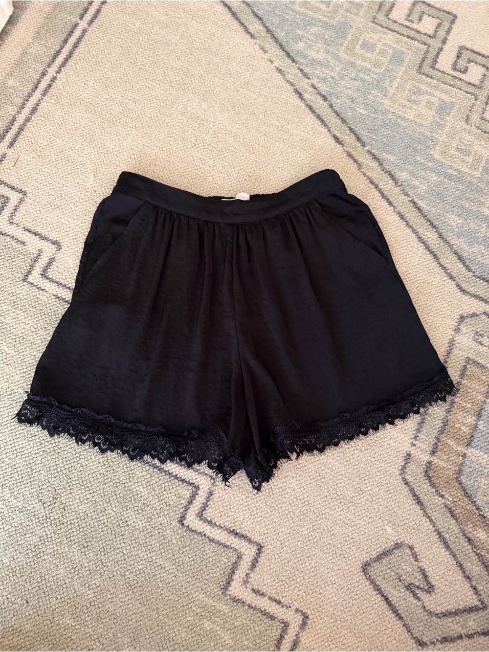 Zara lace trim shorts